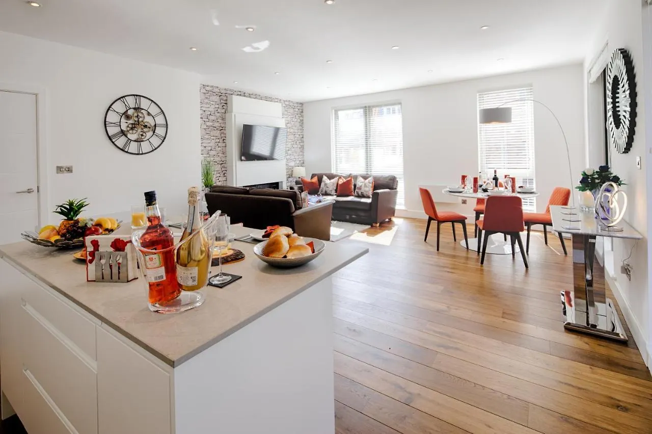 Springfield Four Apartment Harrogate 0*,  United Kingdom