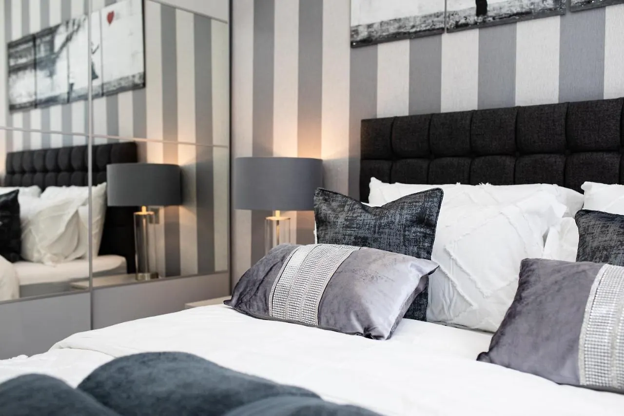 Springfield Four Apartment Harrogate